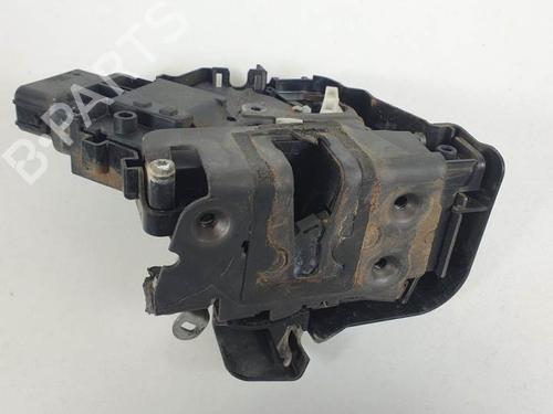 Vergrendeling rechts voor FORD FOCUS II (DA_, HCP, DP) 2.0 TDCi (136 hp) 13504887