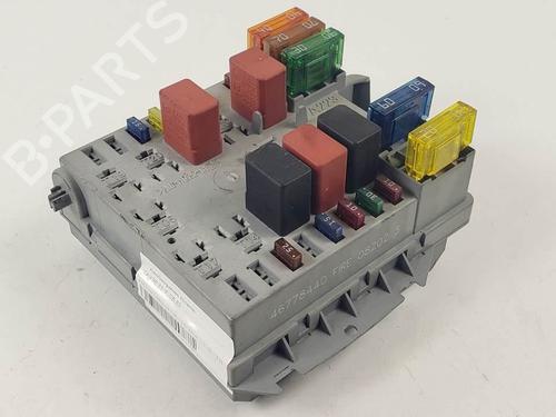 Used Fuse box Fuse box FIAT PUNTO Hatchback Van (188_) 1.2 60 (60 hp) 18346423 18346423