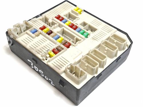 fuse-box-renault-megane-iii-hatchback-bz01_-b3_-2008-39162715 main image