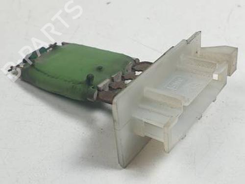 Używane Rezystor dmuchawy VW CADDY III Box Body/MPV (2KA, 2KH, 2CA, 2CH) 1.6 TDI (102 hp) 31285744