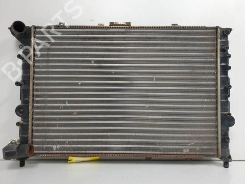 Used Water radiator Water radiator ALFA ROMEO 156 Sportwagon (932_) 2.5 V6 24V (932B1100) (192 hp) 9508579 9508579