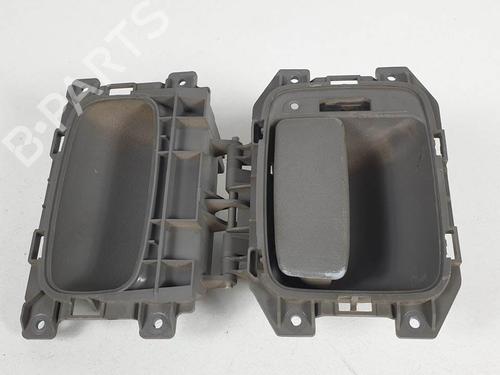 Used Rear right interior door handle Rear right interior door handle MERCEDES-BENZ SPRINTER 3,5-t Van (B906) 311 CDI (906.631, 906.633, 906.635, 906.637) (109 hp) 13620164 13620164