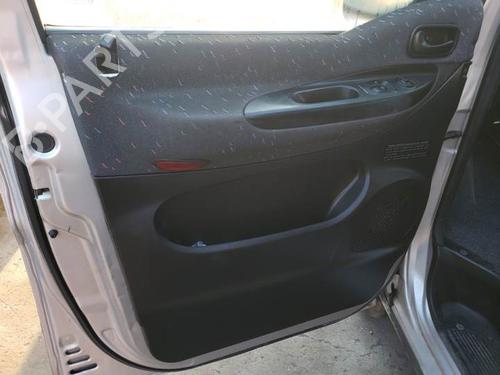 Right front window switch HYUNDAI H-1 / STAREX Bus (A1) 2.5 TD 4WD | BP11734679I26 