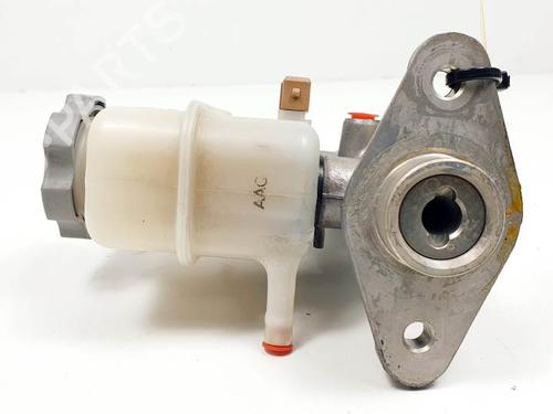 Brake master cylinder HYUNDAI SANTA FÉ I (SM) 2.0 CRDi | BP20301910M77 