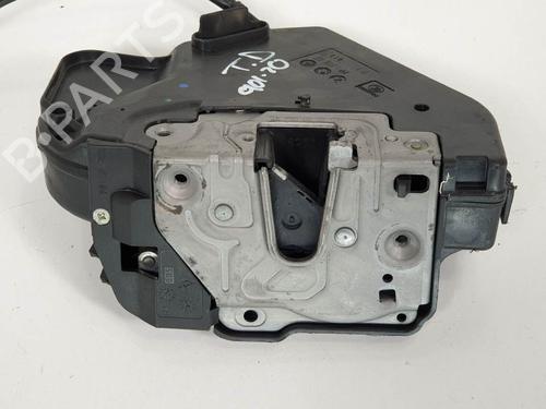 Used Rear right lock Rear right lock 6869120 6869120