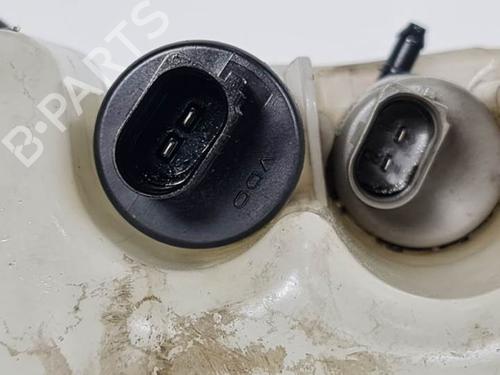 Windscreen washer tank BMW 7 (E65, E66, E67) 730 d | BP7406826C113 