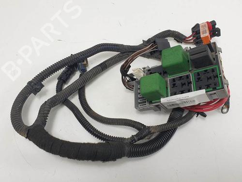 Used Fuse box Fuse box OPEL CORSA C (X01) 1.0 (F08, F68) (60 hp) 13384556 13384556