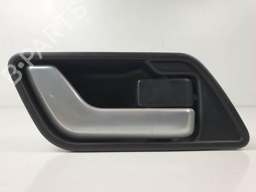 Used Front right interior door handle Front right interior door handle LAND ROVER RANGE ROVER SPORT I (L320) 2.7 D 4x4 (190 hp) 29246406 29246406