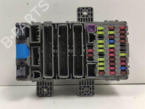 Used Fuse box Fuse box 10632706 10632706