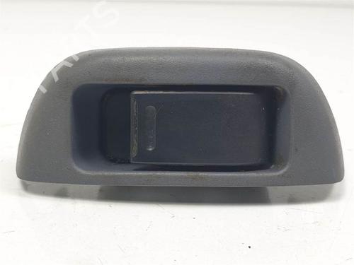 Used Left front window switch Left front window switch PEUGEOT 107 (PM_, PN_) 1.0 (68 hp) 10918396 10918396