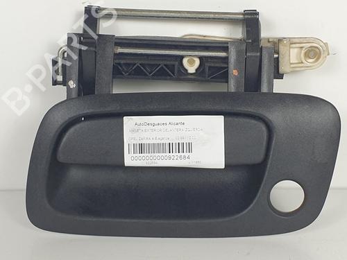 Used Front left exterior door handle OPEL ZAFIRA A MPV (T98) 1.8 16V (F75) (116 hp) 13617373