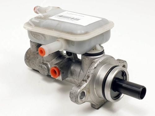 Used Brake master cylinder Brake master cylinder KIA CARENS III MPV (UN) 2.0 CRDi 140 (140 hp) 20510906 20510906