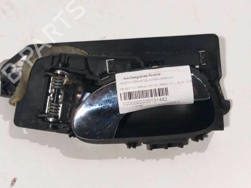 Used Front right interior door handle Front right interior door handle PEUGEOT 307 Break (3E) 1.6 HDi 110 (109 hp) 6842109 6842109