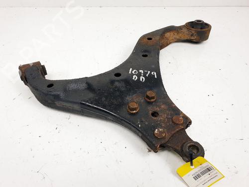 Used Right front suspension arm KIA SPORTAGE II (JE_, KM_) [2004-2011]  12374489