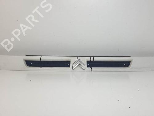 Grill Grill CITROËN JUMPER I Van (230L) 2.5 D (86 hp) 24931043 24931043