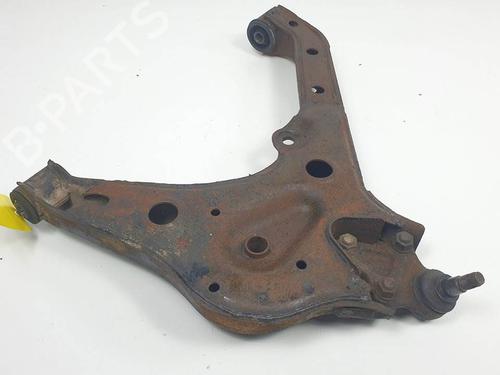 Used Left front suspension arm Left front suspension arm SUZUKI VITARA Cabrio (ET, TA) 1.6 (TA01, SE416) (80 hp) 12445761 12445761