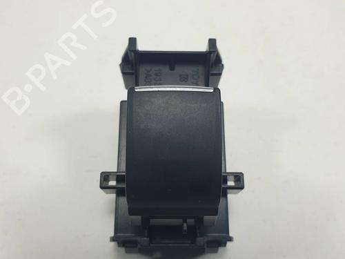 Used Left rear window switch Left rear window switch TOYOTA RAV 4 V (_A5_, _H5_) 2.5 Hybrid (AXAH52) (218 hp) 35749487 35749487