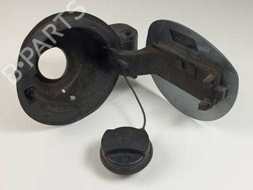 Fuel flap OPEL ASTRA J (P10) 1.4 (68) | BP30278581C131