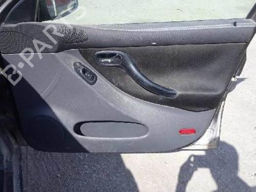 Højre baglygte bagklap SEAT LEON (1M1) 1.6 16 V | BP10910467C80 