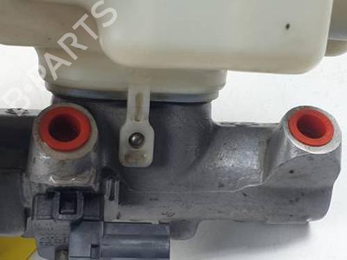 Brake master cylinder VW CADDY III Box Body/MPV (2KA, 2KH, 2CA, 2CH) 1.6 TDI | BP31272352M77