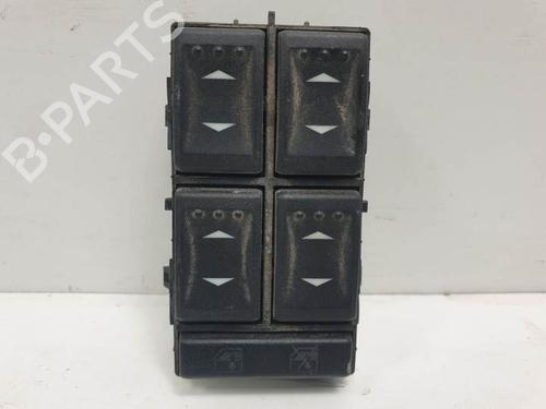 Used Left front window switch FORD MONDEO III Turnier (BWY) [2000-2007]  9302433