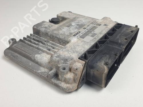 Used Engine control unit (ECU) Engine control unit (ECU) SAAB 9-3 (YS3F, E79, D79, D75) 1.9 TiD (150 hp) 30763253 30763253