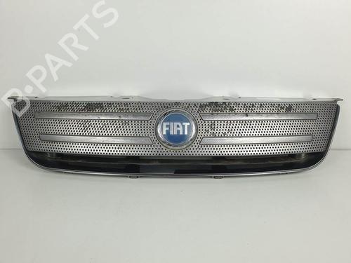 Used Grille Grille FIAT MULTIPLA (186_) 1.9 JTD (186AXE1A) (120 hp) 13459594 13459594