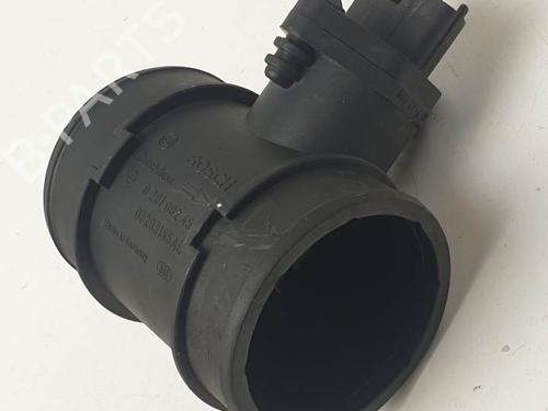 Used Mass air flow sensor CHRYSLER VOYAGER IV (RG, RS) 2.8 CRD (150 hp) 26573758