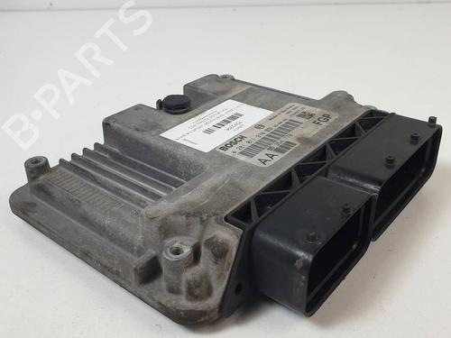engine-control-unit-ecu-saab-9-3-ys3f-e79-d79-d75-2002-2003-2004-2005-2006-2007-2008-2009-2010-2011-2012-2013-2014-2015-39916982 main image