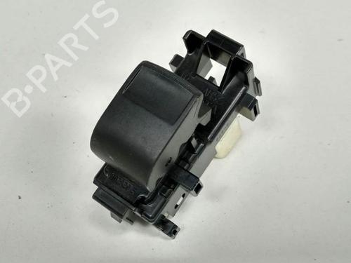 Used Right front window switch Right front window switch TOYOTA YARIS (_P9_) 1.3 VVT-i (SCP90_, SCP90R) (87 hp) 8062481 8062481