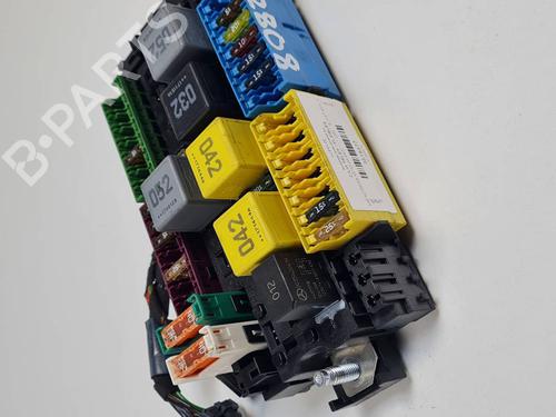 Used Fuse box Fuse box MERCEDES-BENZ VITO Van (W447) 111 CDI (447.601, 447.603, 447.605) (114 hp) 34518356 34518356