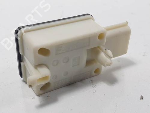 Used Electronic sensor RENAULT GRAND SCÉNIC III (JZ0/1_) 1.4 16V (JZ0F) (131 hp) 13372908
