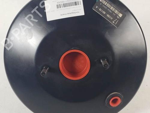 Servo frein TOYOTA YARIS (_P9_) 1.3 VVT-i (SCP90_, SCP90R) (87 hp) 17585089