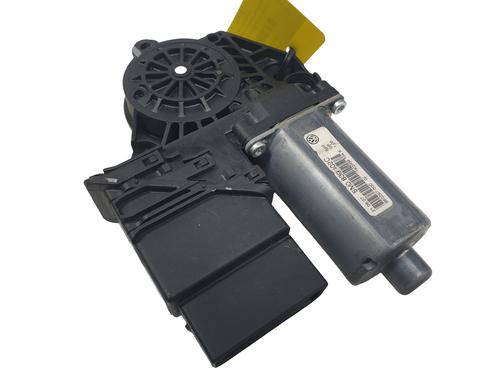 Used Right rear window motor Right rear window motor VW GOLF PLUS V (5M1, 521) 1.9 TDI (105 hp) 36429331 36429331