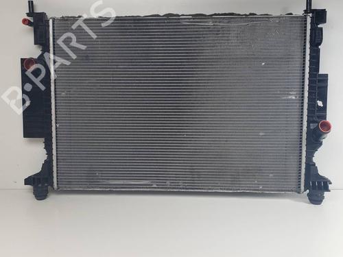 Used Water radiator Water radiator 37668429 37668429