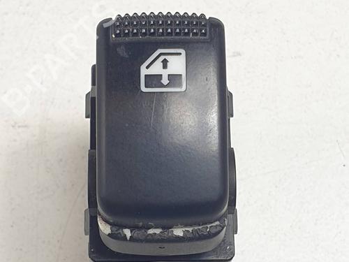 Used Right front window switch Right front window switch KIA SORENTO I (JC) 3.5 (194 hp) 39929631 39929631