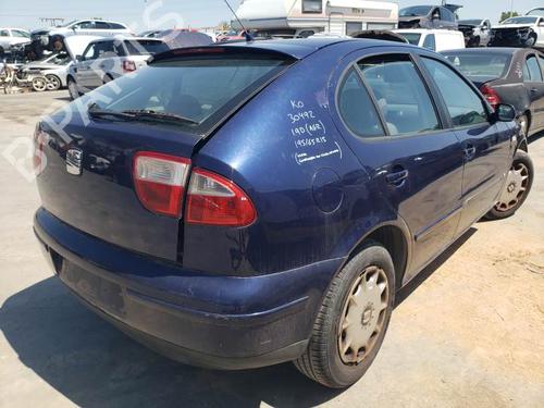 Nebelscheinwerfer links SEAT LEON (1M1) 1.9 TDI | BP27525526C30 