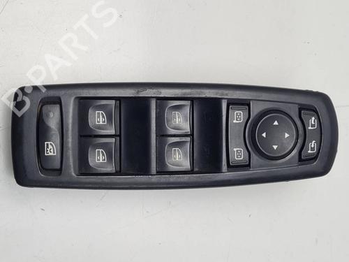 Used Left front window switch Left front window switch RENAULT LAGUNA III Grandtour (KT0/1) 2.0 dCi (KT07, KT0J, KT14, KT1A, KT1S) (131 hp) 30278705 30278705