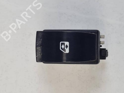 Used Right front window switch Right front window switch RENAULT CLIO II (BB_, CB_) 1.5 dCi (B/CB07) (65 hp) 34646855 34646855