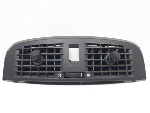 Kratka nawiewu CADILLAC CTS 3.2 25703804  | M1516E1430
