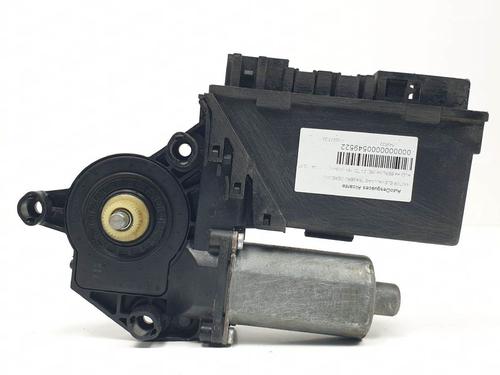 Used Right rear window motor Right rear window motor AUDI A4 B7 (8EC) 2.0 TDI 16V (140 hp) 10553351 10553351
