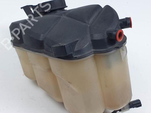 expansion-tank-land-rover-freelander-2-l359-2006-2007-2008-2009-2010-2011-2012-2013-2014-2015-28413005 main image