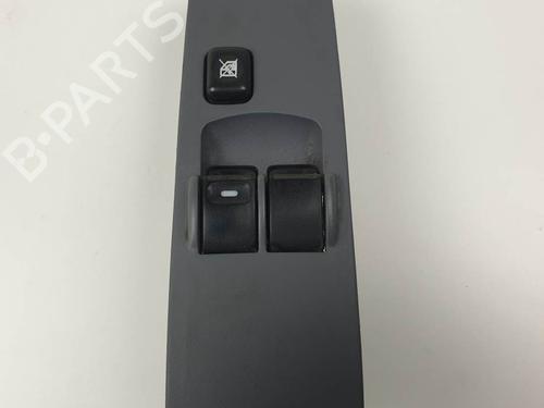 Used Left front window switch Left front window switch MITSUBISHI COLT VI (Z3_A, Z2_A) 1.5 DI-D (Z39A) (95 hp) 24499599 24499599