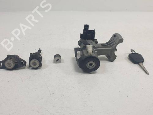 Used Electronic module Electronic module TOYOTA COROLLA (_E12_) 2.0 D-4D (CDE120R, CDE120L_) (116 hp) 34513548 34513548
