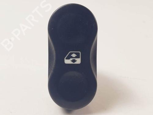 Used Left front window switch Left front window switch DACIA SANDERO II 1.6 (86 hp) 18956321 18956321