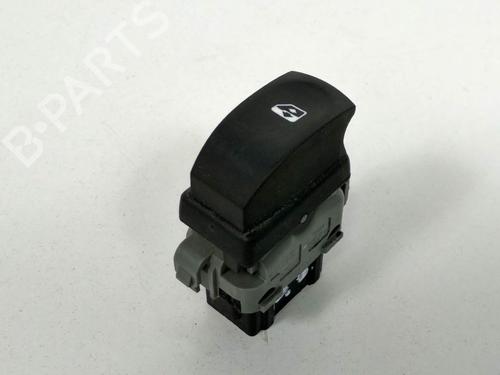 Used Right front window switch Right front window switch RENAULT MODUS / GRAND MODUS (F/JP0_) 1.5 dCi (FP0F, JP0F) (86 hp) 7222136 7222136