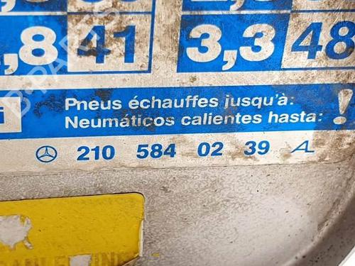 Fuel flap MERCEDES-BENZ E-CLASS (W210) E 420 (210.072) | BP25289482C131 
