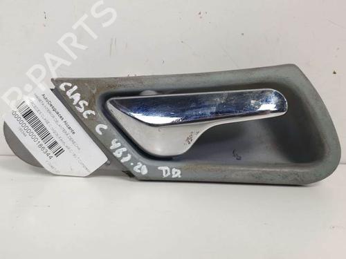 Used Front right interior door handle MERCEDES-BENZ C-CLASS T-Model (S203) C 180 Kompressor (203.246) (143 hp) 6892636