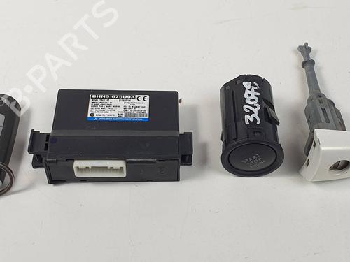 Used Electronic module Electronic module MAZDA CX-5 (KE, GH) 2.2 D 4WD (KE2AW) (175 hp) 30801050 30801050