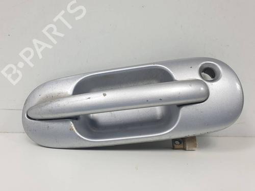 Used Front right exterior door handle Front right exterior door handle HONDA CR-V I (RD) 2.0 16V 4WD (RD1, RD3) (147 hp) 34517594 34517594
